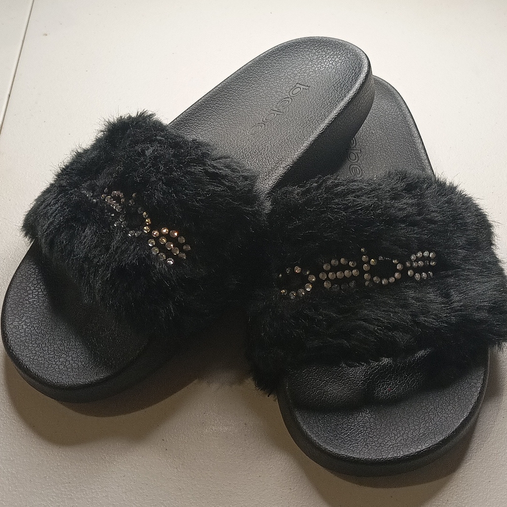 Bebe Slides - Picture 2 of 3